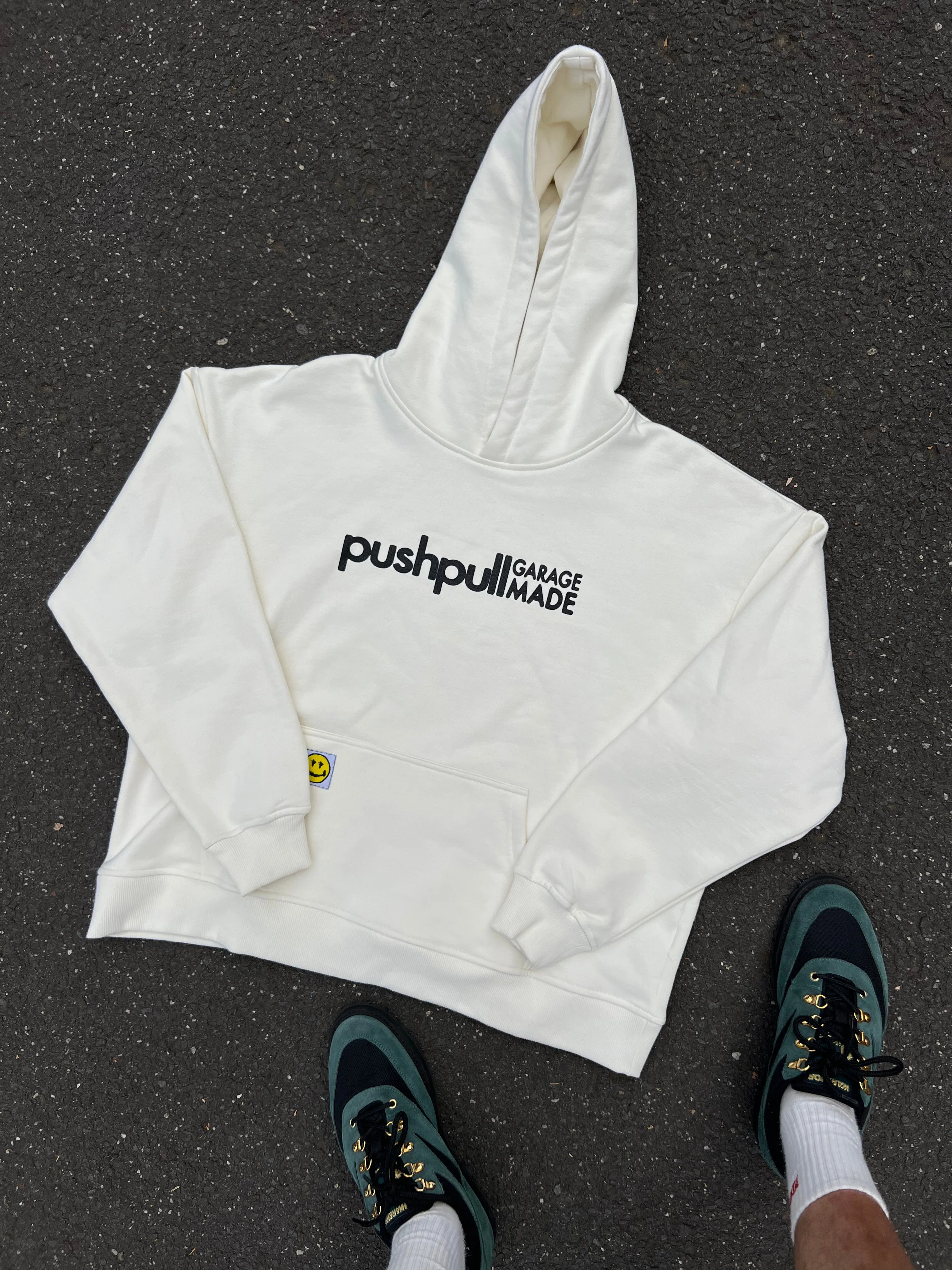 CREAM HOODIE