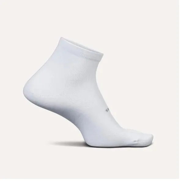 Feetures High Performance Cushion Quarter Running Sock